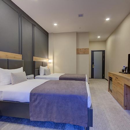 Aurum Hotel Biszkek Zewnętrze zdjęcie