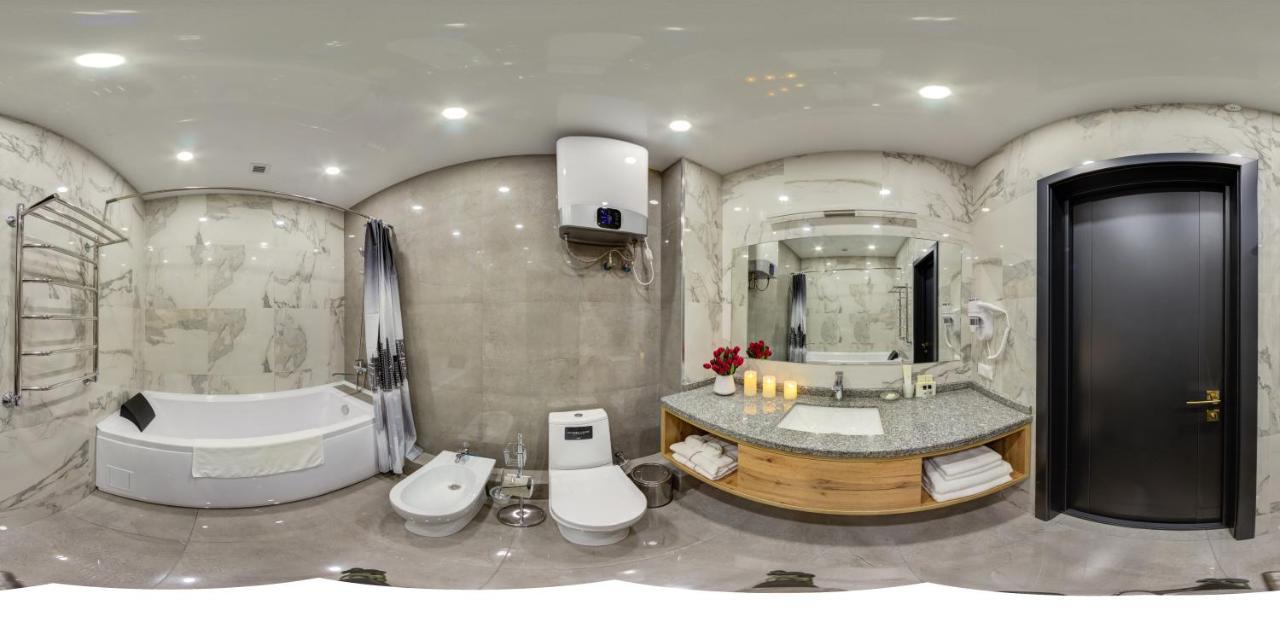 Aurum Hotel Biszkek Zewnętrze zdjęcie