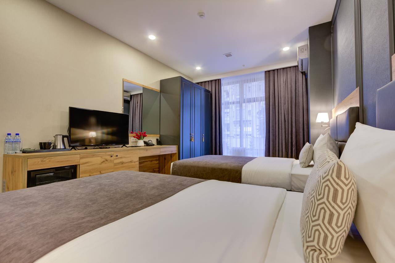 Aurum Hotel Biszkek Zewnętrze zdjęcie